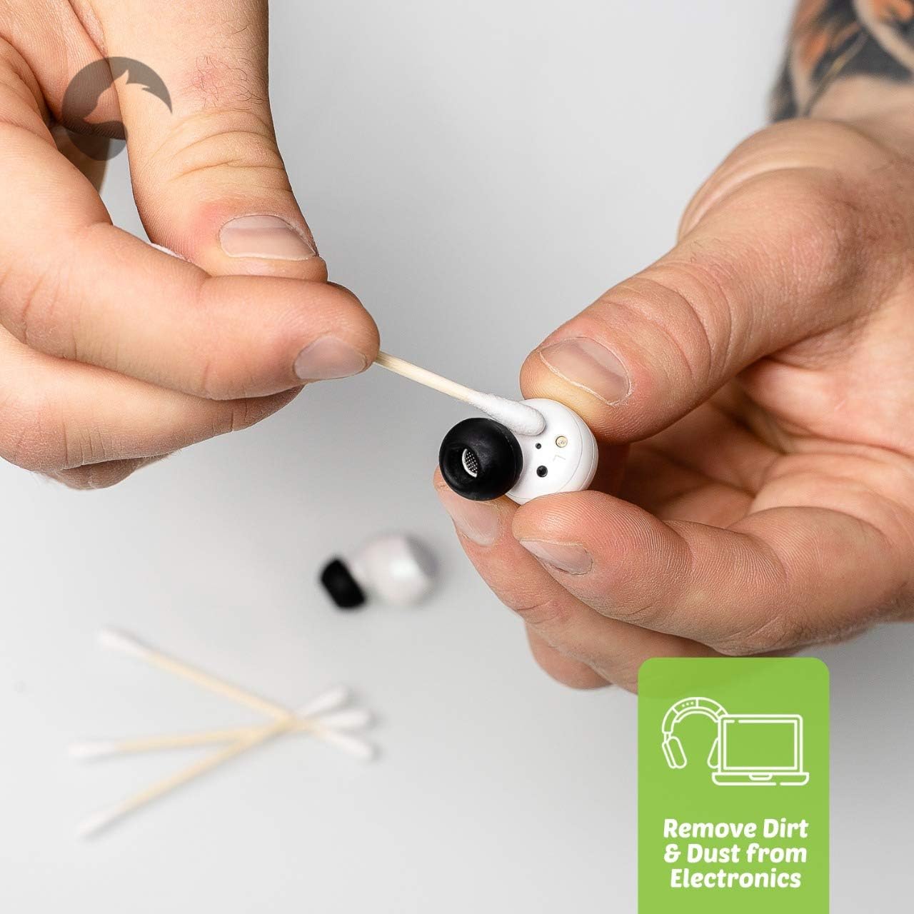 Bamboo Cotton Swabs 200 Count | Biodegradable & Organic Cotton Buds | Double Tipped Sticks | 100% Eco-Friendly & Natural | Perfect for Makeup & Nail Applications, Arts & Crafts, Removing Dust & Dirt…