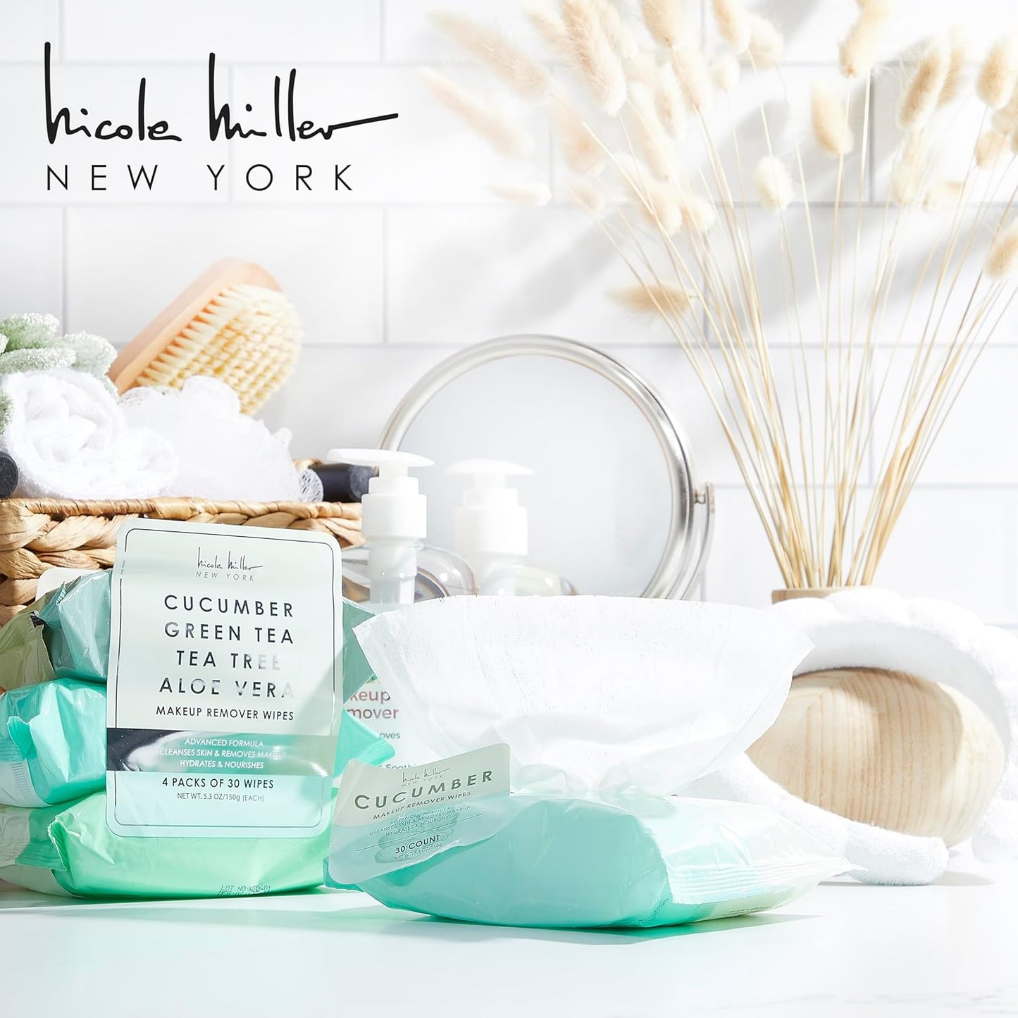 Nicole Miller Pack Facial Cleansing Wipes, Facial Cleansing Cloths, Removes Makeup, Mascara, Dirt and Oil, Green