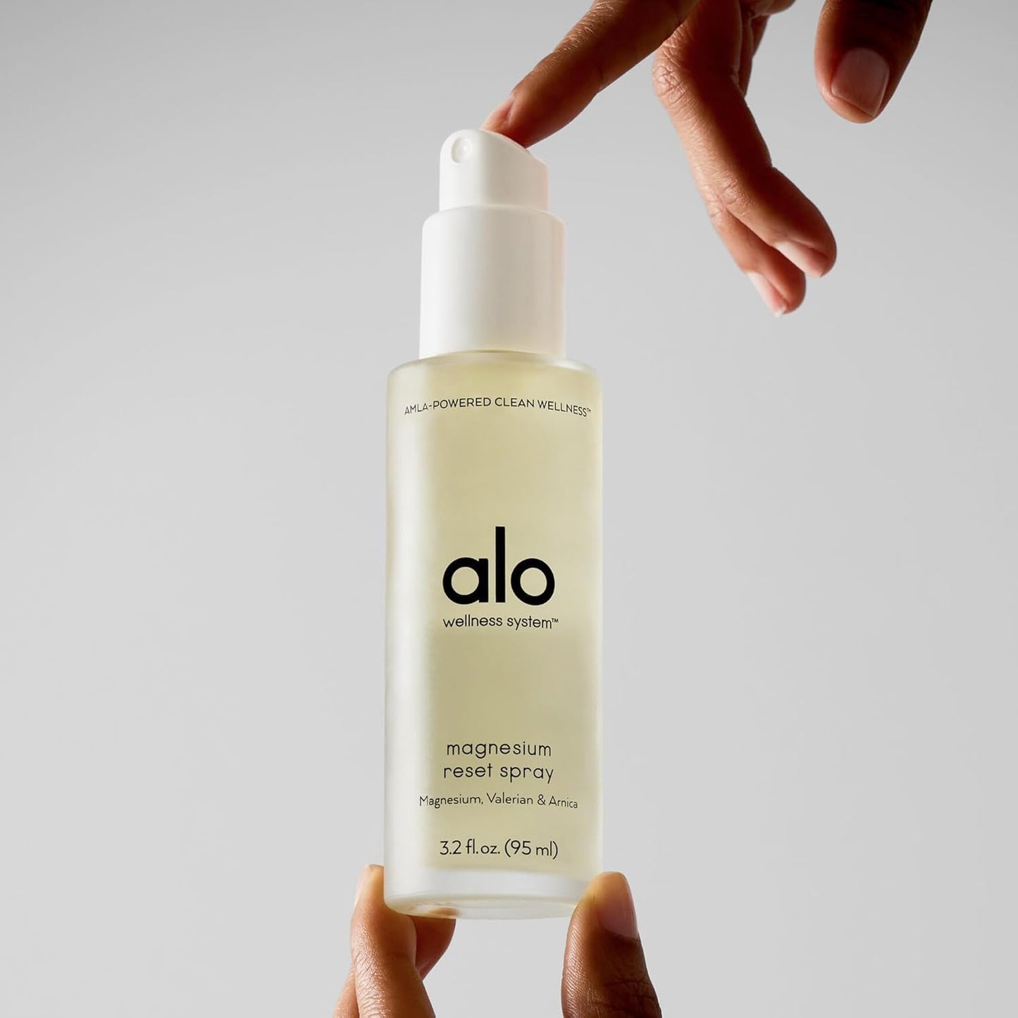 Alo Magnesium Reset Body Spray + Mini | For Sleep & Natural Stress Relief – Calming Blend with Magnesium, Valerian Root, Arnica & Essential Oils | Made in USA - 3.2 oz + 0.7 oz