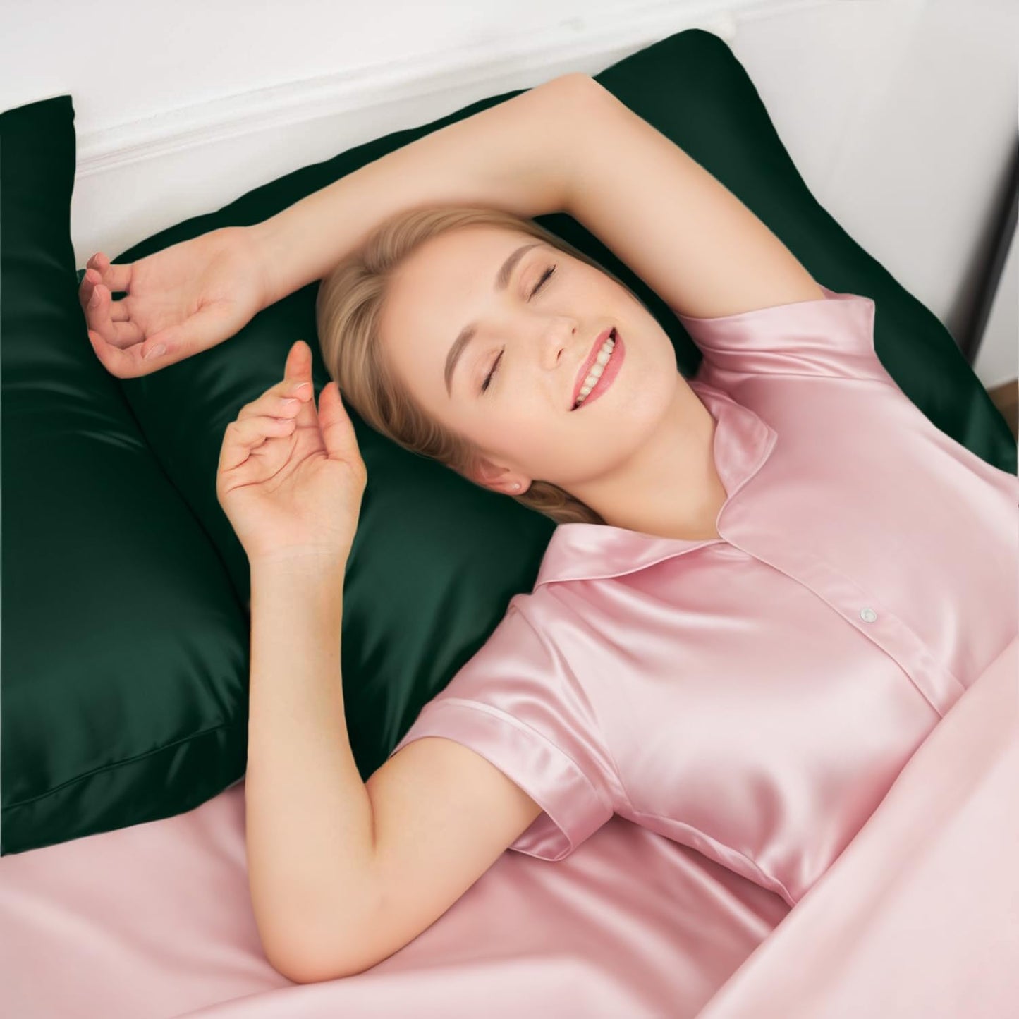 INSSL Silk Pillowcase for Women, Mulberry Silk Pillowcase for Hair an Skin and Stay Comfortable and Breathable During Sleep(Dark Green,Standard)