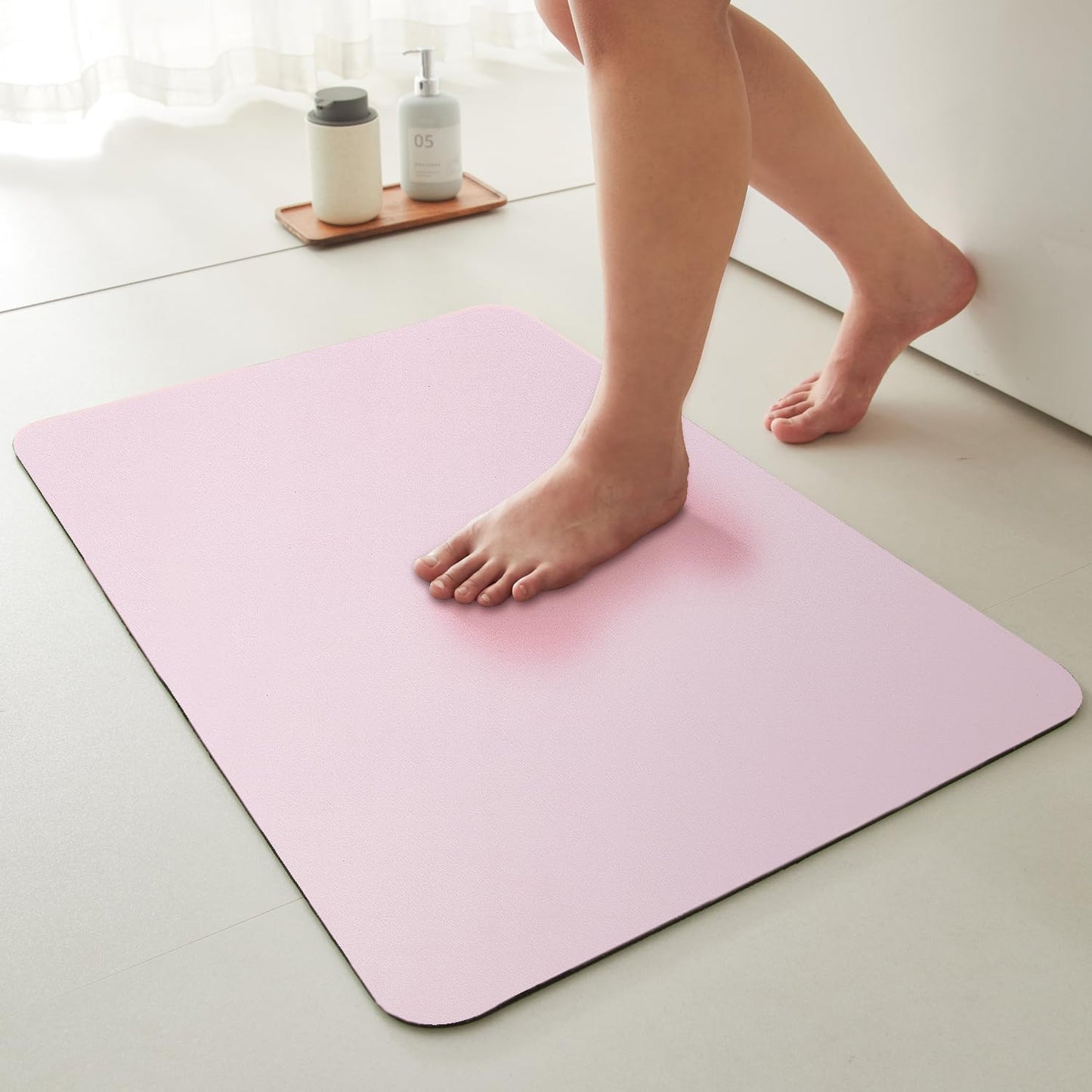 Pink Bath Mat, Bathroom Rugs Non Slip Washable Thin Absorbent Quick Dry Bath Mat Fits Under Door Bathroom Floor Mat Perfect for Bath, Shower, or Sink 16"x24" Pink