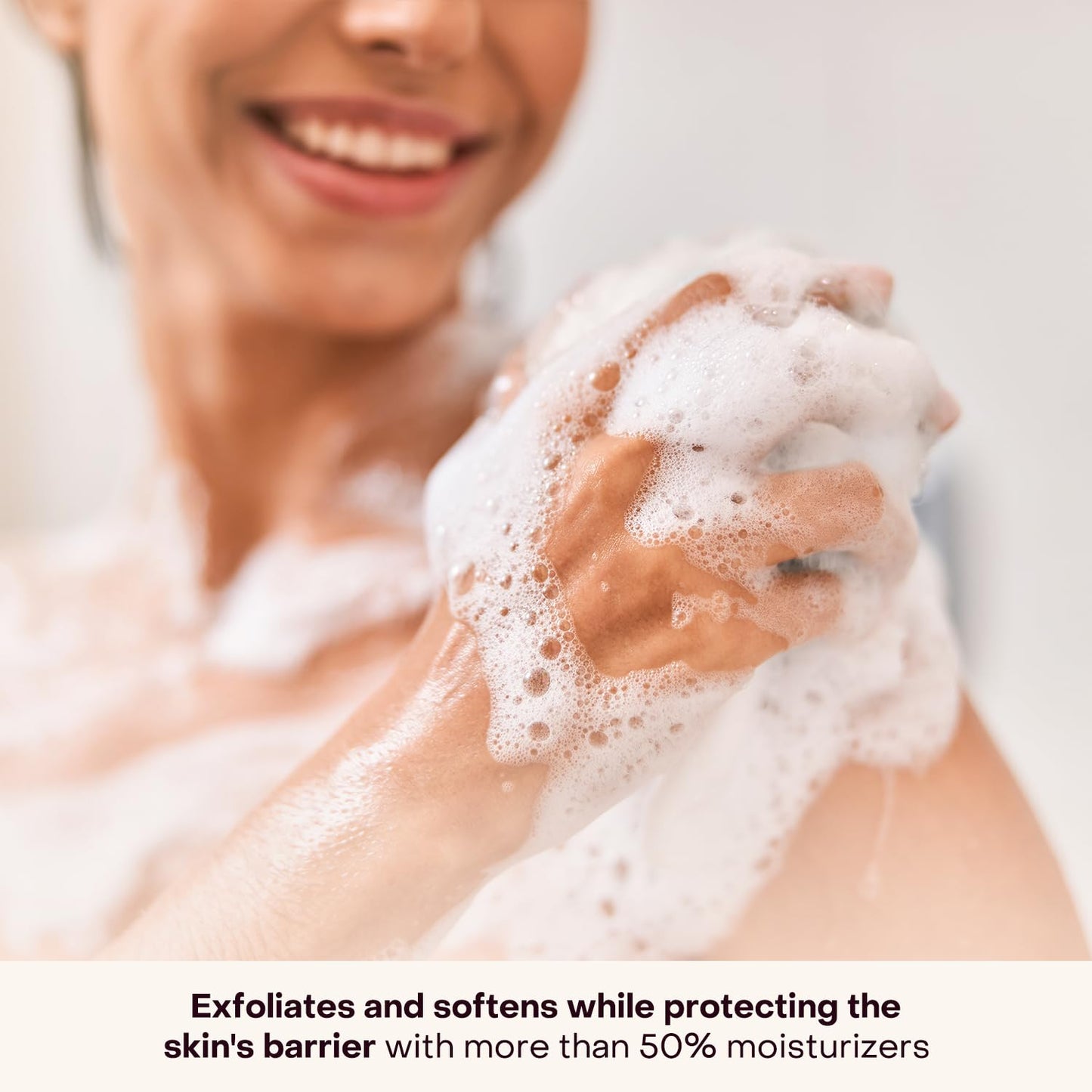 Everist The Exfoliating Body Ritual Set, 3.4 fl. oz Exfoliating Body Wash Concentrate, 6.09 fl. oz Body Oil Spritz & Konjac Sponge in Jute Travel Bag, Cleansing & Hydrating For All Skin Types