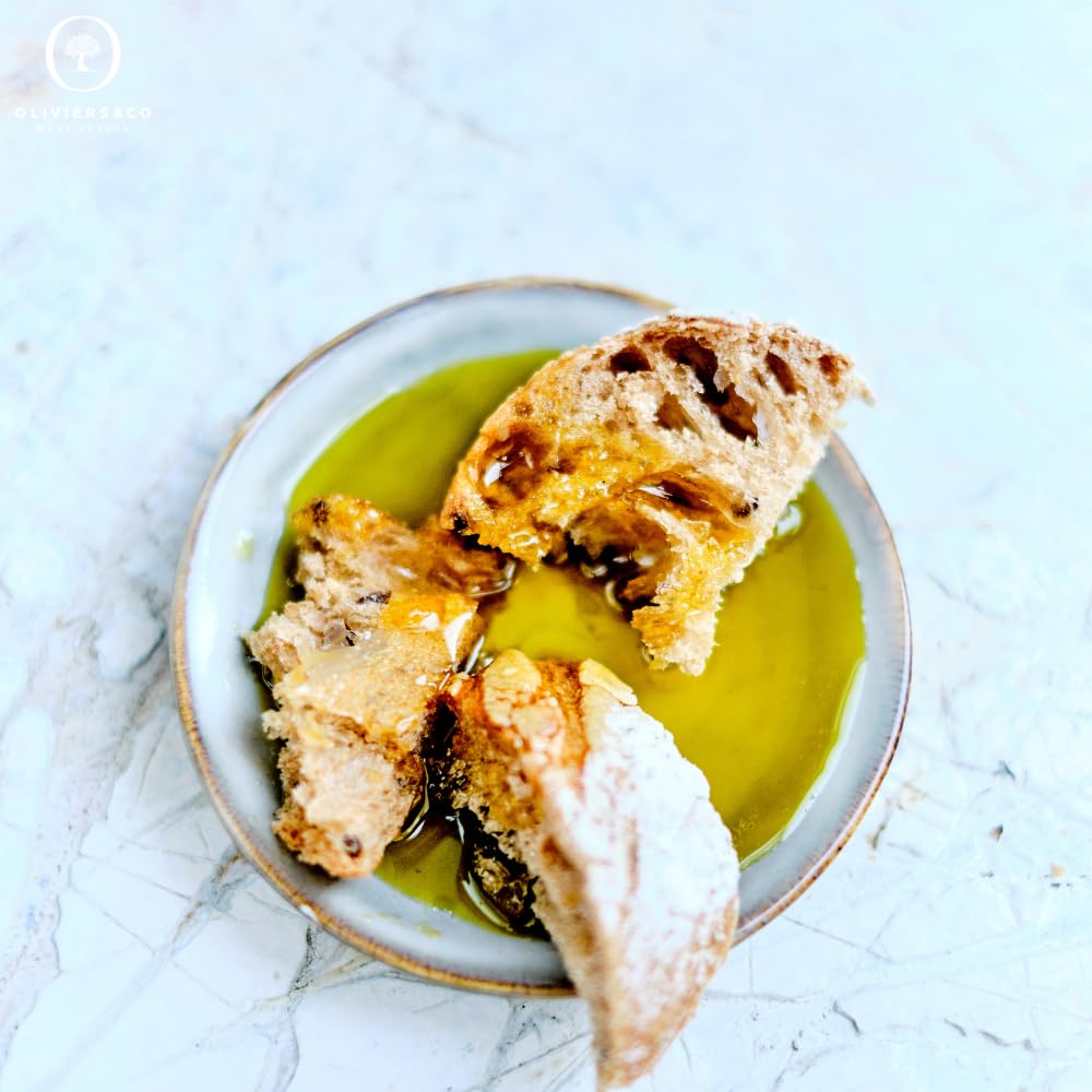 Mandarin Olive Oil by Oliviers&Co. | Italian Extra Virgin Olive Oil for Salads, Desserts & Cooking | Citrus Flavored Gourmet EVOO, Cold Pressed, All-Natural (8.4 Fl Oz)