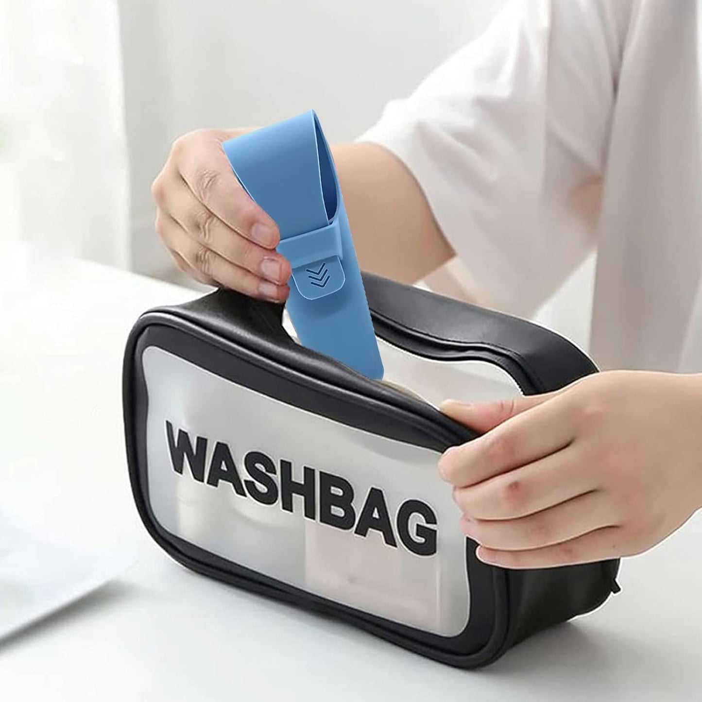 LinMei Silicone Razor Travel Case Compatible with Gillette, Parker, Merkur Razor (Blue+Cleaning Brush)