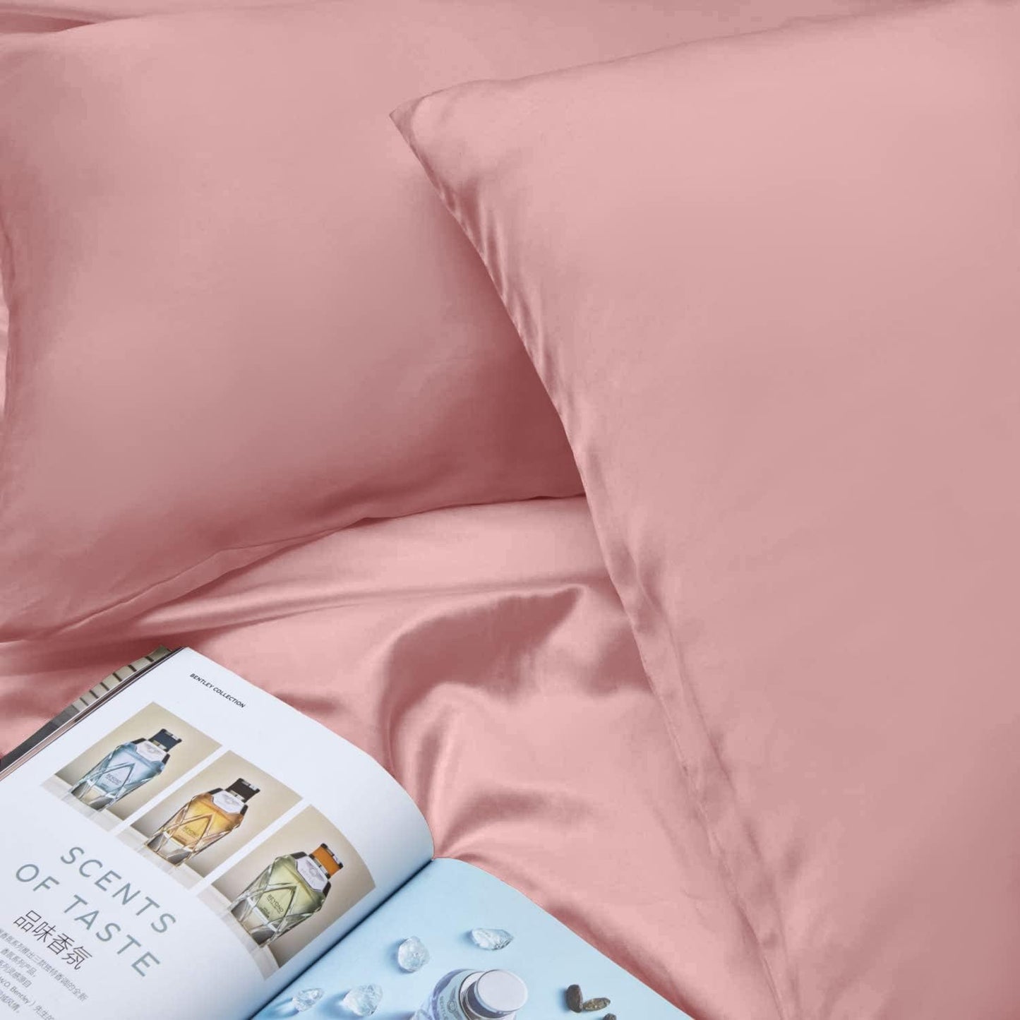 INSSL Silk Pillowcase for Women, Mulberry Silk Pillowcase for Hair and Skin and Stay Comfortable and Breathable During Sleep (Queen, Coral)