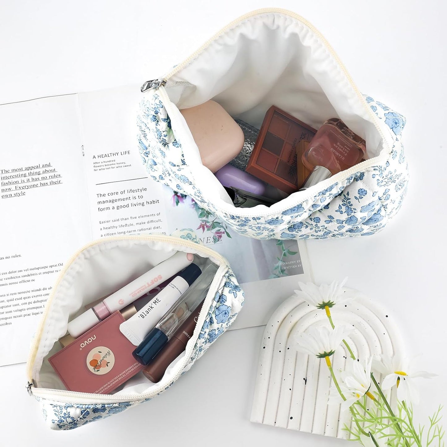 2Pcs Quilted Cotton Makeup Bag Travel Makeup Brush Bag Large Small Pouch Set for Women Floral Coquette Makeup Bags Cute Aesthetic Cosmetic Pouch Blue Toiletry Organizer Storage Bags