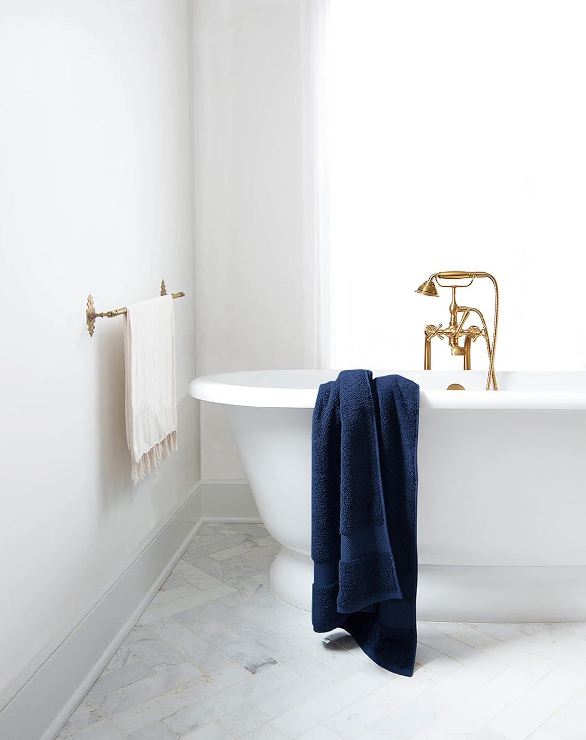 Delara Organic Cotton Luxuriously Plush Bath Towel 20 Piece Set|GOTS & Oeko-TEX Certified|Premium Hotel Quality Towels|Feather Touch Technology|650 GSM Long Staple|Soft, Quick Dry & Ultra-Absorbent