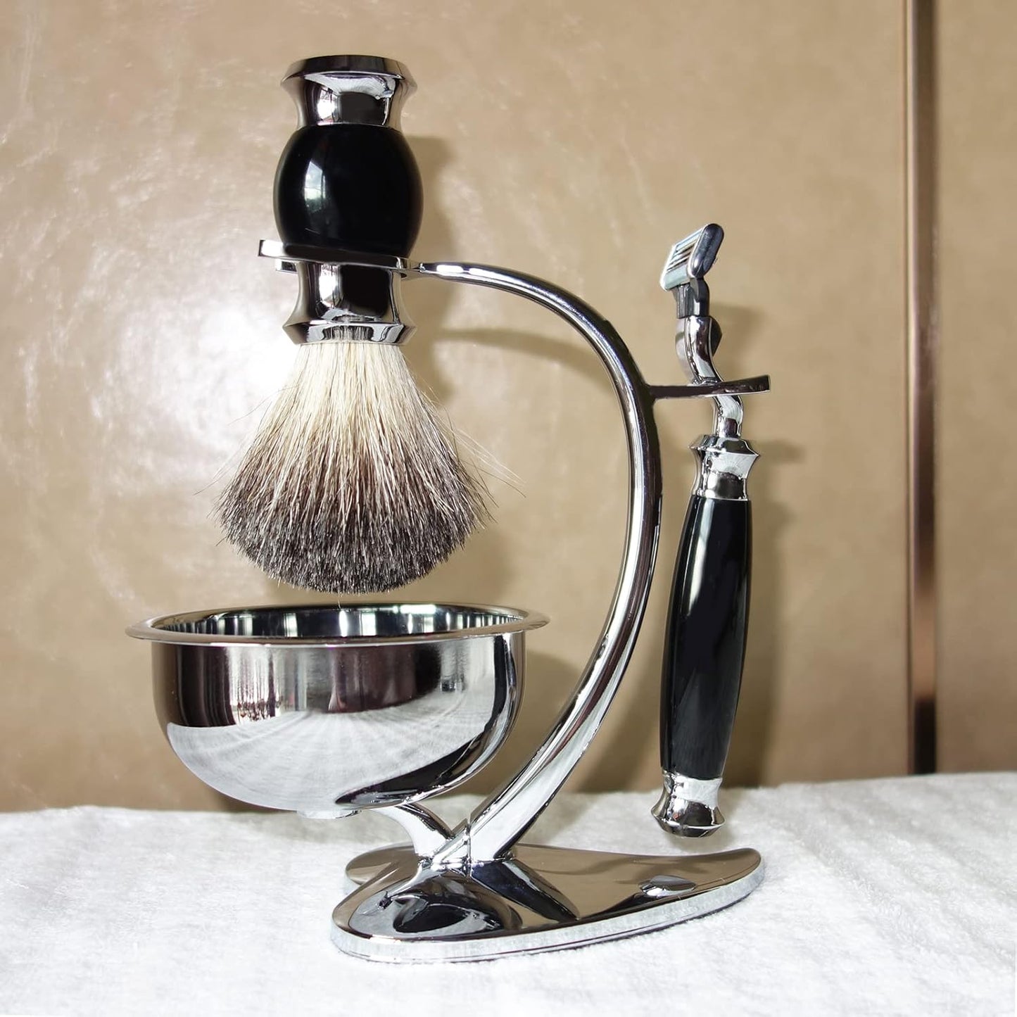 Shaving Kit for Men,Grooming Set includes Wet Manual Mach 3 Razor,Honey Soft Pure Badger Hair Shaving Brush,Heart Shape Stand Holder and Shaving Soap Bowl,Birthday Christmas Gift Set