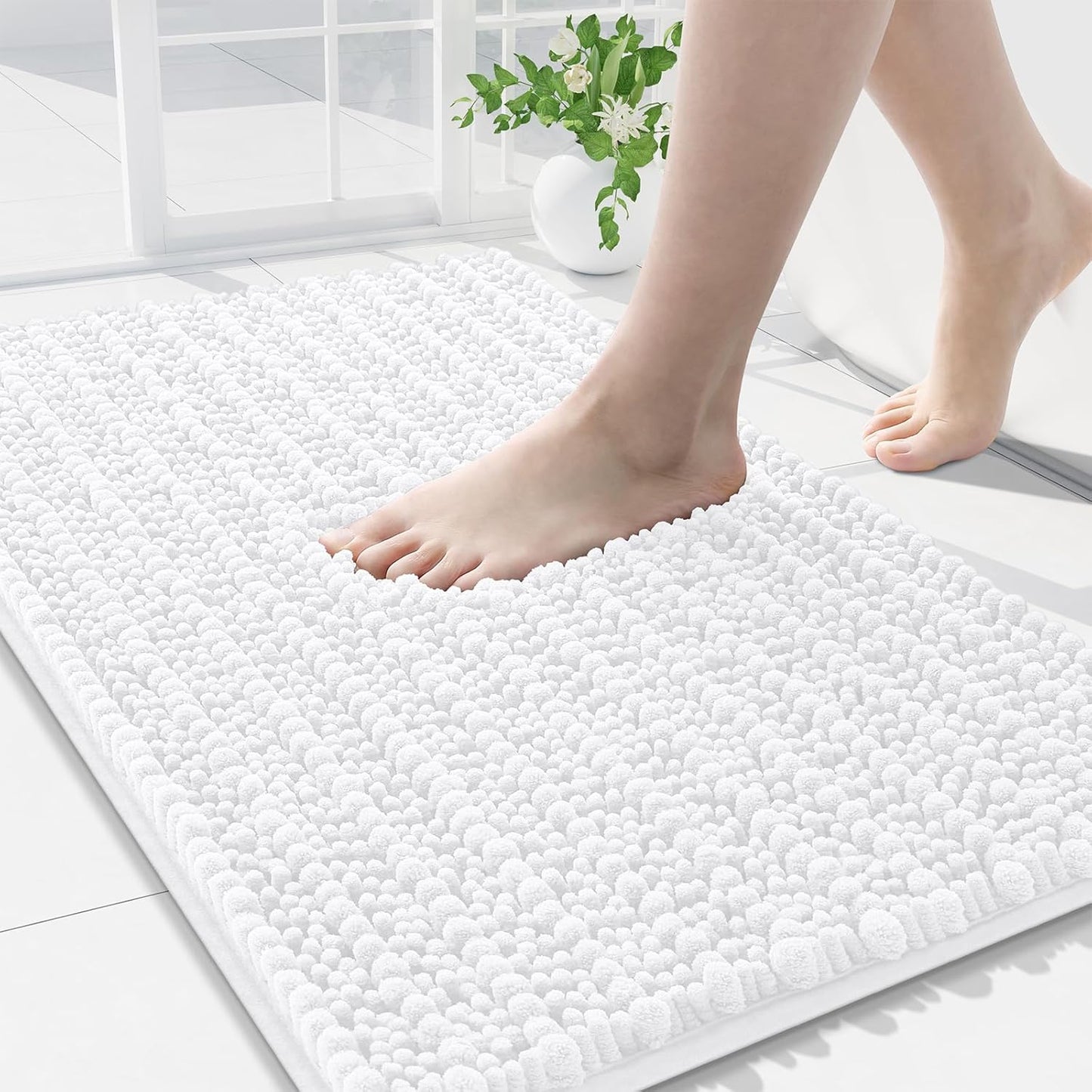 Arotive Luxury Chenille Bathroom Rug Mat, Extra Soft Thick Absorbent Shaggy Bath Rugs, Non-Slip Machine Wash Dry, Plush Bath Mats for Bathroom, Shower and Tub, 36x24, White