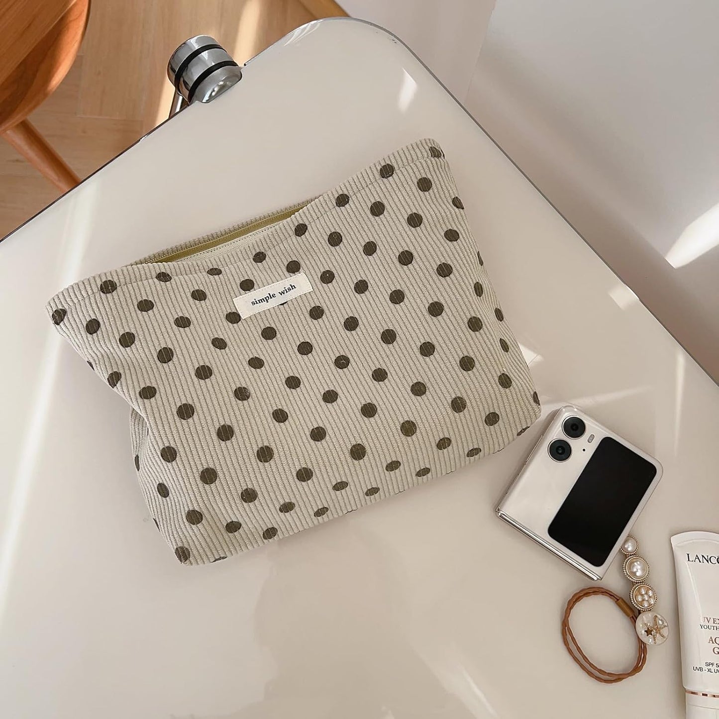 Wudygirl Makeup Bag Makeup Pouch for Women Corduroy Cosmetic Bag Portable Travel Toiletry Bag Large Capacity Make up Organizer with Zipper（Beige Polka Dot）