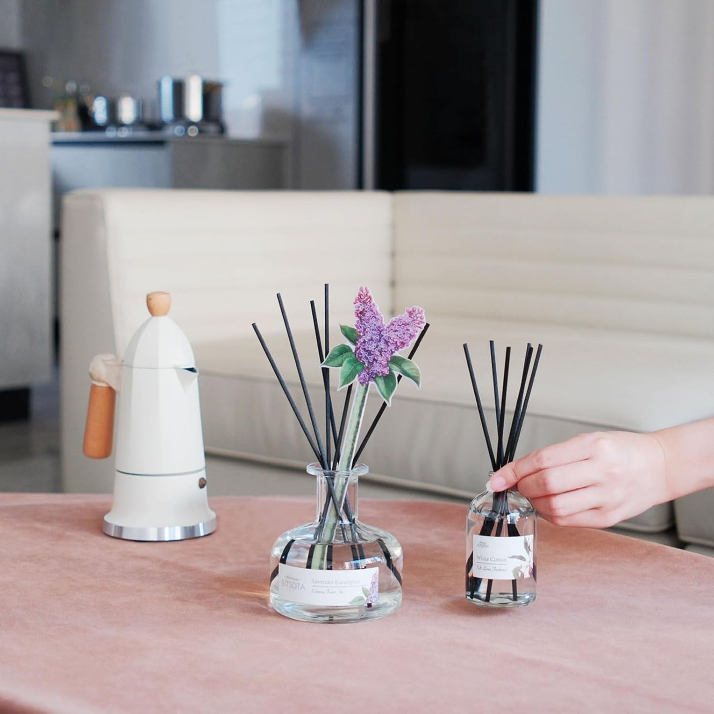 Reed Diffuser Set, 3.52 oz (100ml) Scented Diffuser with Sticks Home Fragrance Reed Diffuser for Bathroom Shelf Decor, Ideal Gift for Woman (White Cotton)