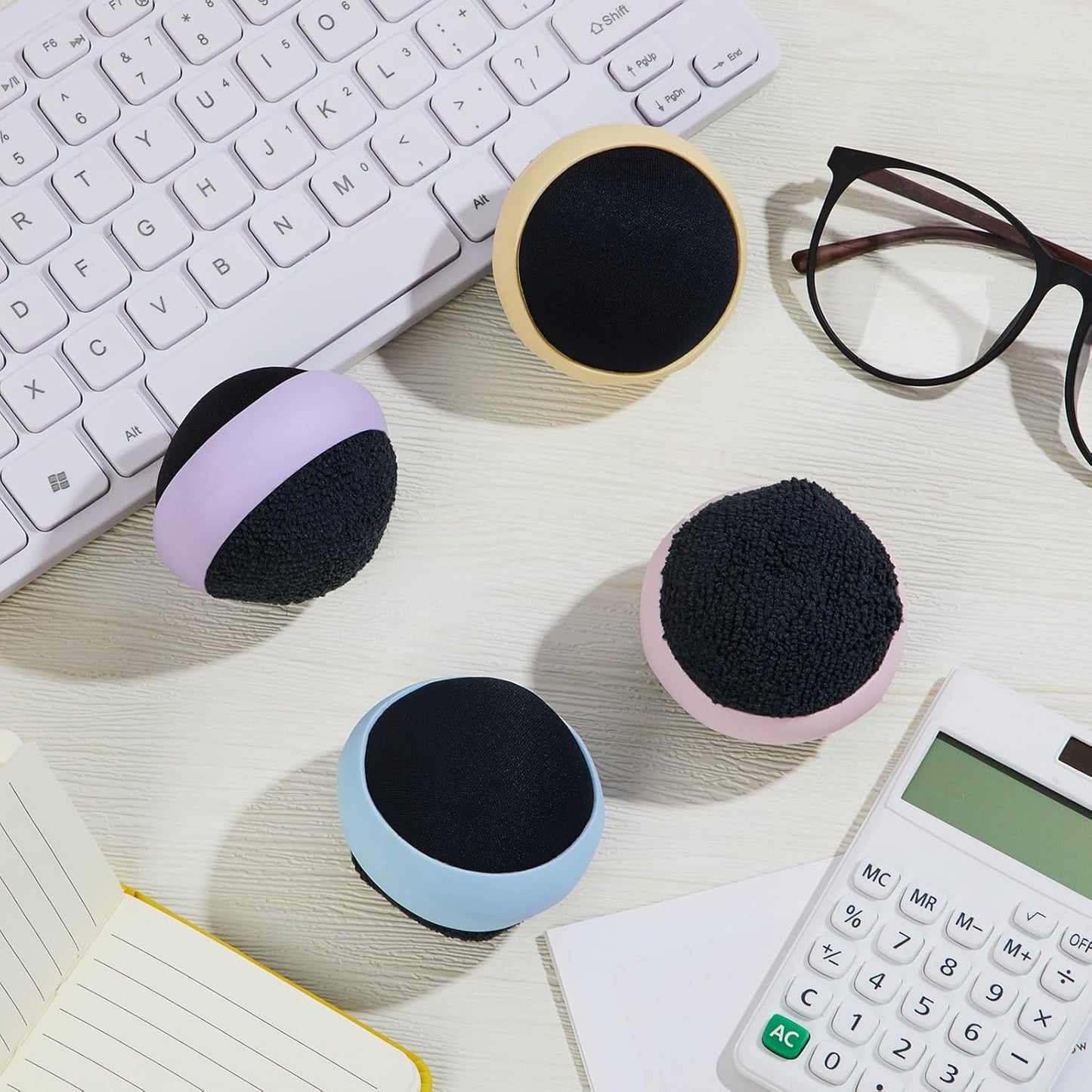 Suclain 4 Pack Christmas Touch Screen Cleaner Balls Phone Cleaning Ball Microfiber Touch Car Screen Glass Cleaner for Computer Laptop Phone Monitor