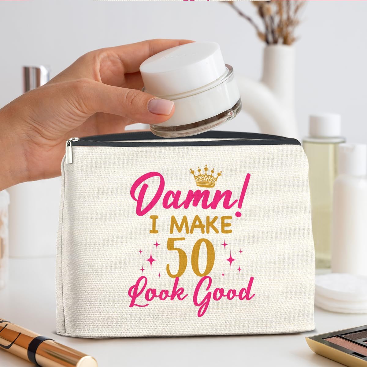 50th Birthday Gifts for Her Wife Aunt Grandma Makeup Bag, I Make 50 Look Good Cosmetic Bag Zipper Makeup Pouch Gifts for Grandma Mom 50th Birthday