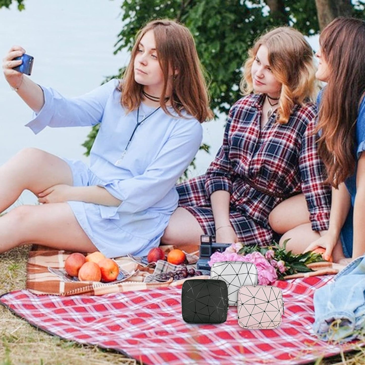 Sanitary Napkin Storage Bags 4 Pcs Menstrual Cup Pouches Nursing Pad Holder Tampon Bags Portable Period Kit Bag Feminine Product Pouch for Girls for Pads and Tampons with Zipper