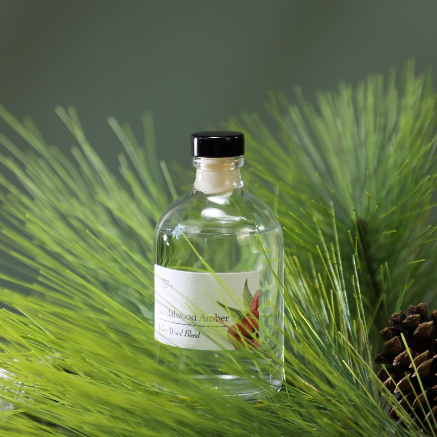 Reed Diffuser Set, 3.52 oz (100ml) Scented Diffuser with Sticks Home Fragrance Reed Diffuser for Bathroom Shelf Decor, Ideal Gift for Woman (Lavender Eucalyptus)