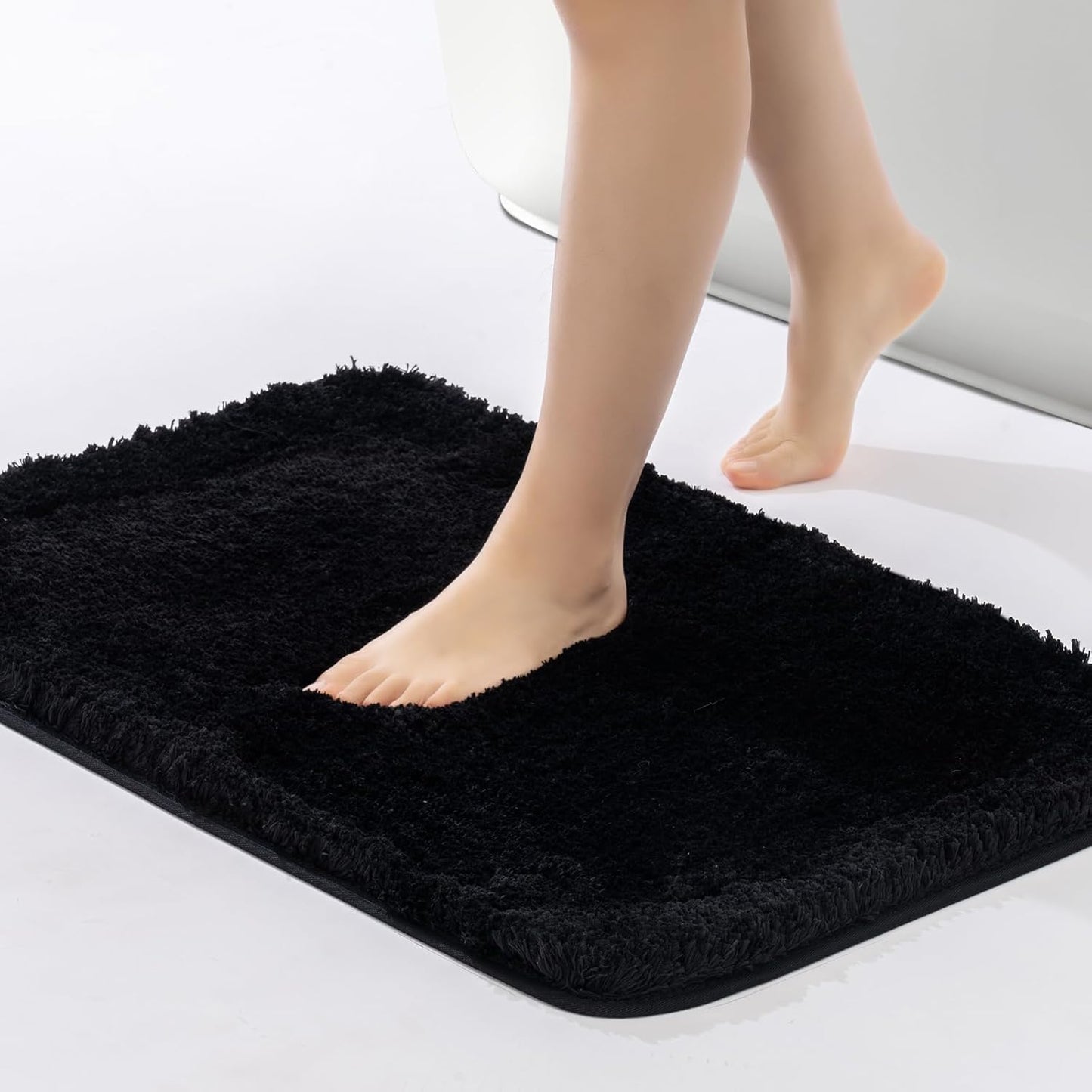 ROSMARUS Shaggy Bath Rugs Non Slip 24" X 36", Water Absorbent Bath Mat, Soft Shower Mat for Floor & Tub, Fluffy Plush Bathroom Rugs Machine Washable, Black