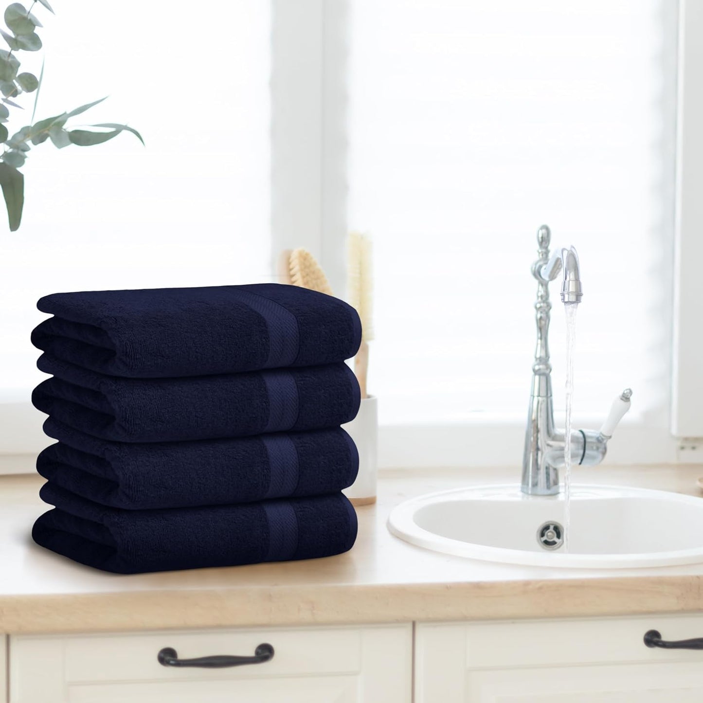 Avalon Towels Navy Blue Bath Towels Set of 4 pcs (27x54 inches), 100% Cotton Towel Absorbent and Quick Dry Navy Towel for Bathroom, Super Soft and Perfect for Daily Use
