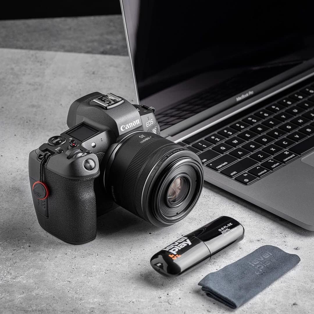 Levelplay Screen Cleaner Kit – Fingerprint-Resistant Touchscreen, Monitor & Lens Cleaner, Alcohol- and Ammonia-Free, Washable Microfiber Wipe (Small), 25 mL (0.85 fl oz) Spray Bottle