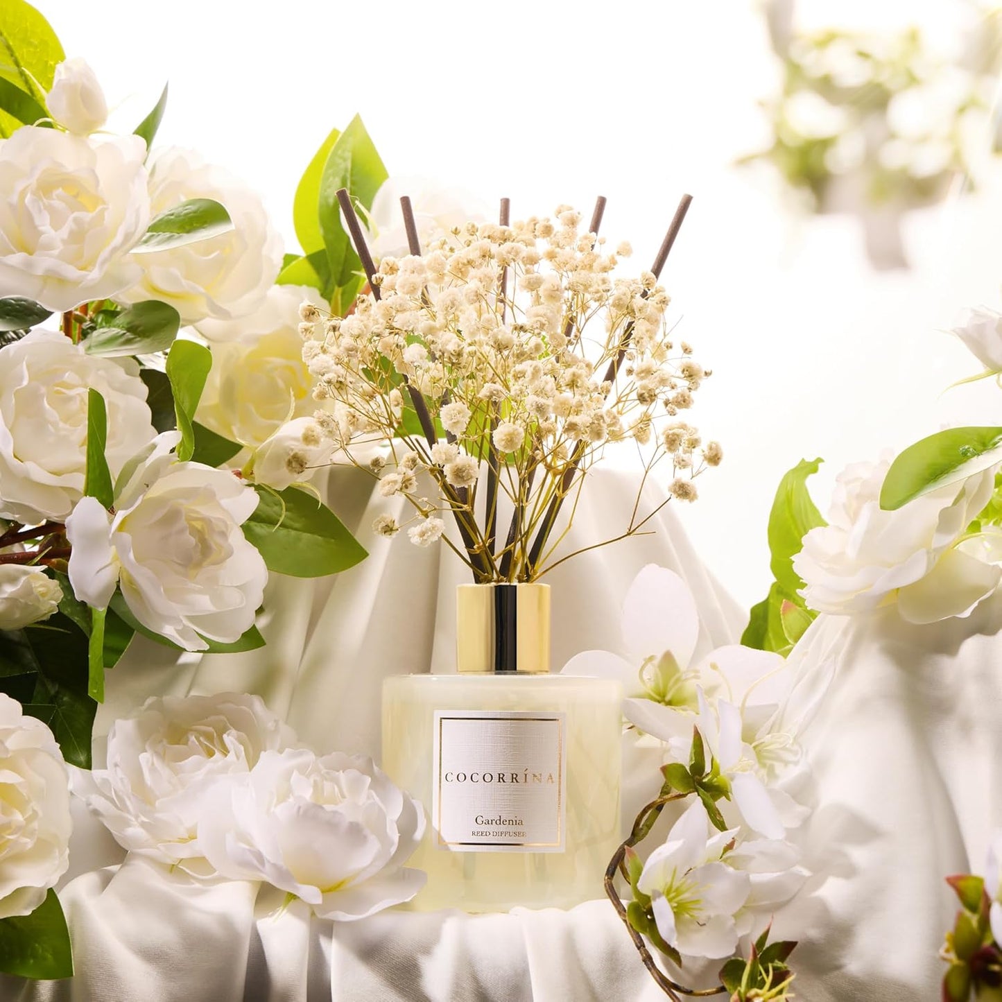 COCORRÍNA Reed Diffuser - Gardenia 6.7 Fl.oz Reed Diffuser Set with Sticks & Preserved Baby's Breath, Reed Diffuser for Home Bathroom Shelf Decor