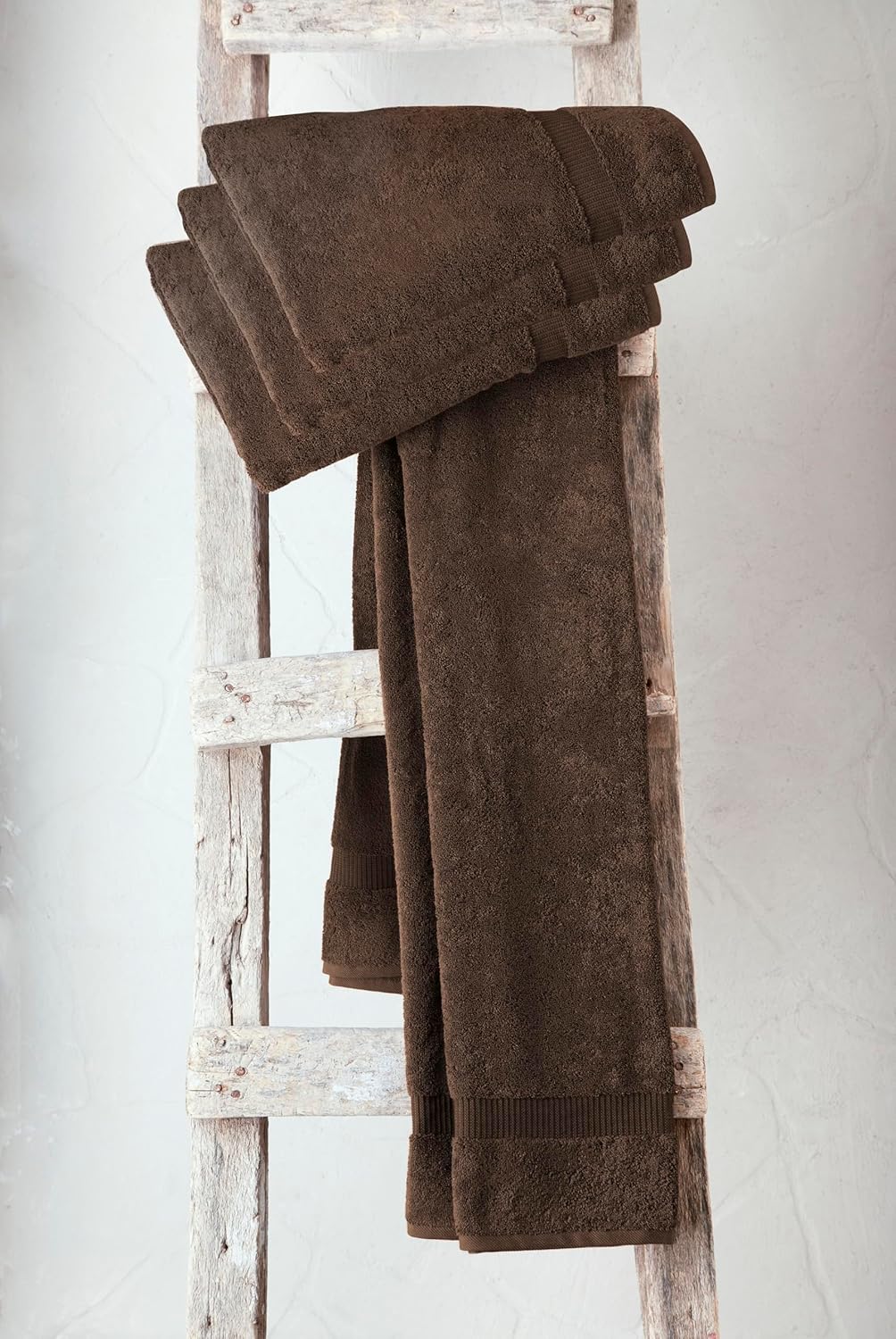 SALBAKOS 100% Turkish Cotton Bath Towel Set of 4 27x54 inch | Heirloom Quality | Hotel & Spa Collection | Soft, Super Absorbent, Long Lasting Bath Towels | Made in Turkey (Chocolate, 4 Bath Towels)