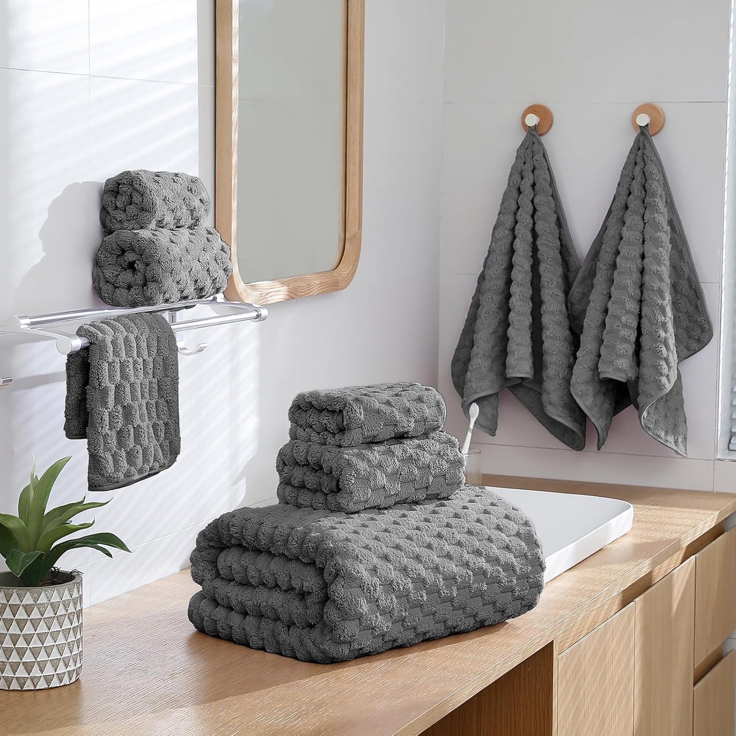 Extra Large Bath Towel Sheet-40x80 Inches Oversized,Super Soft,Quick Dry,Microfiber Shower Towels Highly Absorbent,Plush Bathroom Towels for Adults, Premium Quality (Charcoal Gray, 2PCS)