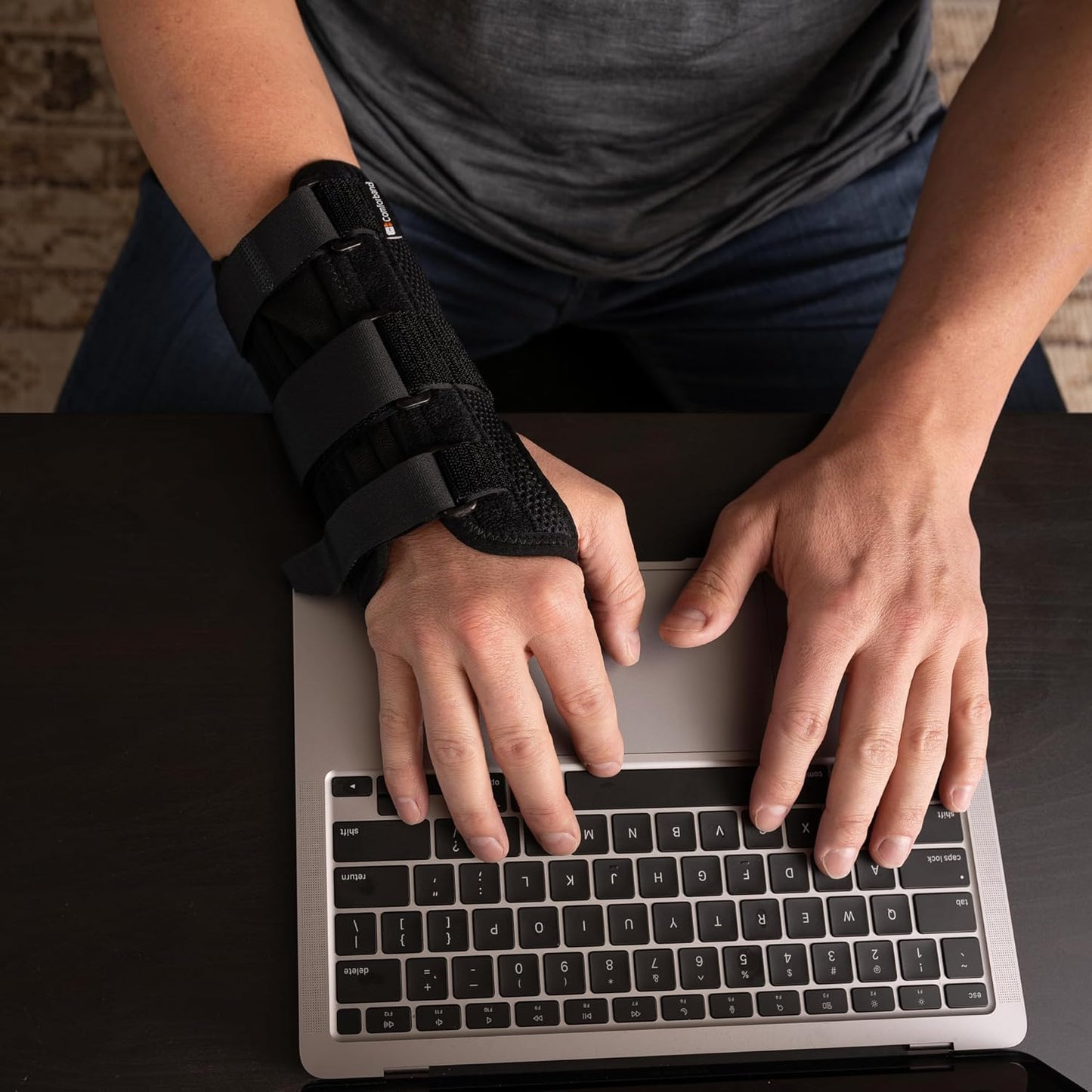 Deluxe 3-Strap Wrist Brace – Adjustable Support for Carpal Tunnel, Fractures, Tendonitis, and Post-Op Recovery – Lightweight, Breathable Design for Day and Night Use (S/M, Right Hand)