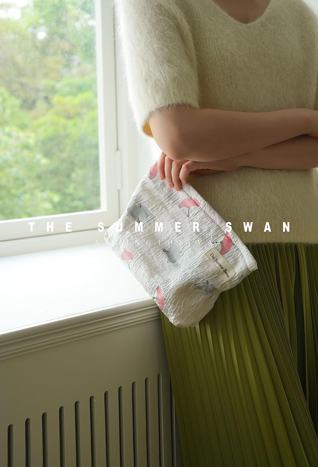 The Summer Swan | Large Aesthetic Floral Mid-day Clutch Period Kit Hygiene Skincare Cute Makeup Bag (Umbrella White)