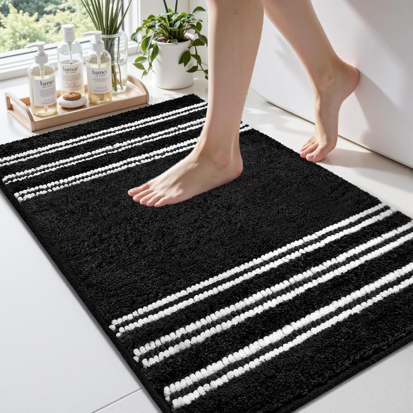 Bathroom Rugs 24x36 Extra Soft Absorbent Bath Mat Chenille Non Slip Shower Mat Rubber Backing Machine Washable Bath Mats for Bathroom Shaggy Black Bath Rugs for Tub, Hallway