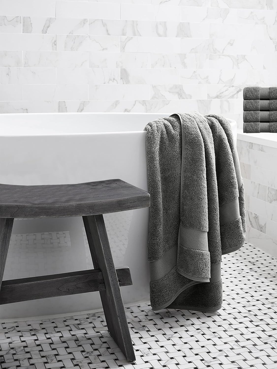 Delara Organic Cotton Luxuriously Plush Bath Towel | GOTS & OEKO-TEX Certified | Premium Hotel Quality Towels | Feather Touch Technology | 650 GSM Long Staple|Soft, Quick Dry & Ultra-Absorbent 30"x58"