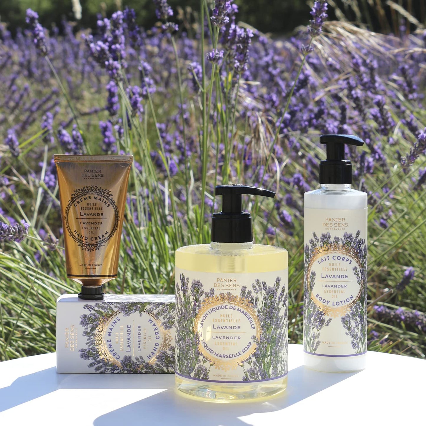 Panier des Sens - Small Hand Cream for Dry Cracked Hands - Lavender Mini Hand Lotion for Dry Skin - With Shea Butter and Olive Oil - Hand Care 97% Natural Ingredients - Travel Size 1 floz