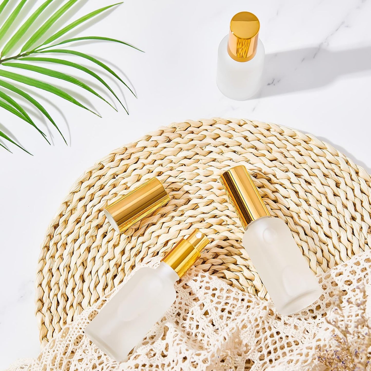 Roshtia 30 Pcs 50ml Gold Glass Spray Bottle Refillable Perfume Atomizer Clear Decorative Empty Bottles with Fine Mist Sprayer Pump for Face Body Travel