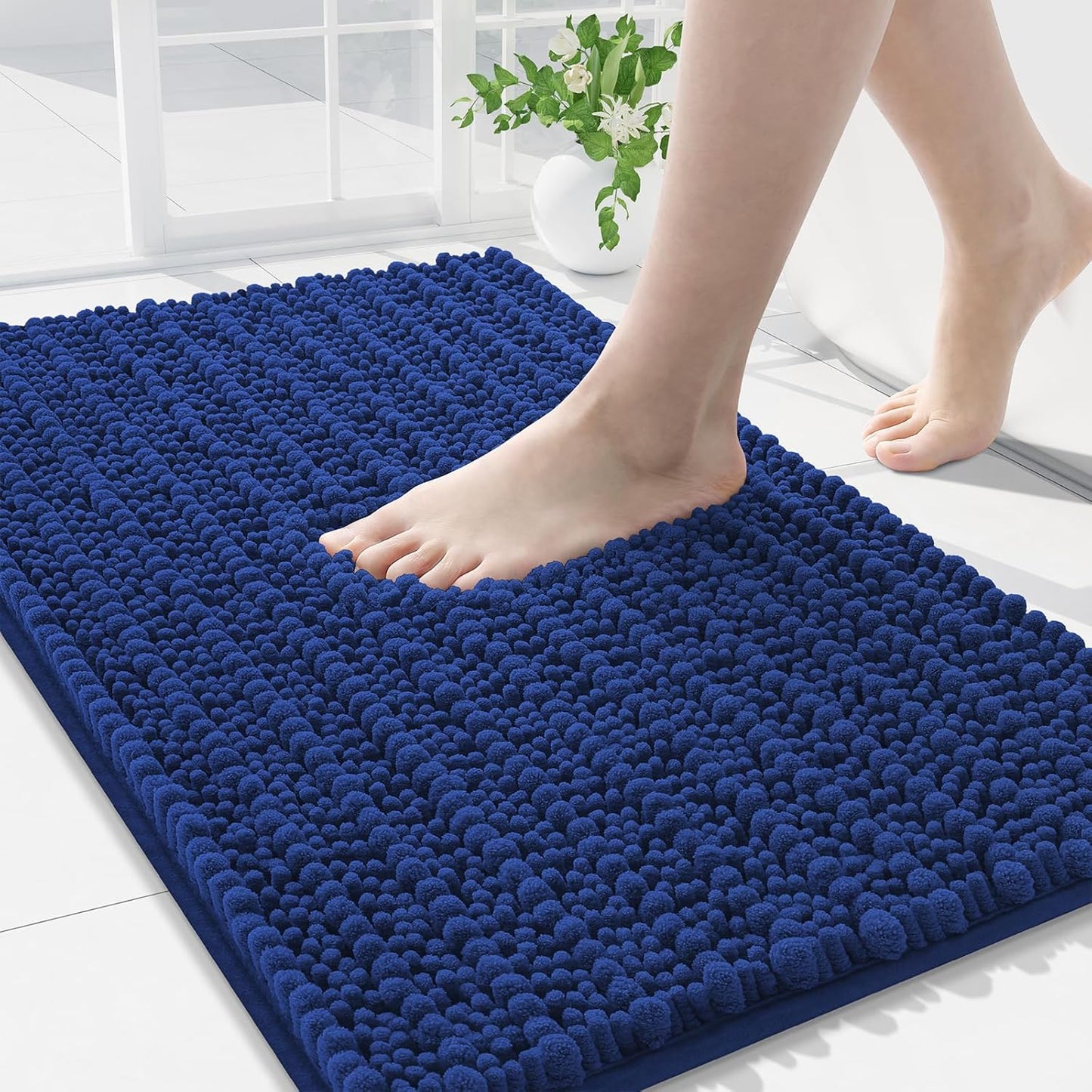 Arotive Luxury Chenille Bathroom Rug Mat, Extra Soft Thick Absorbent Shaggy Bath Rugs, Non-Slip Machine Wash Dry, Plush Bath Mats for Bathroom, Shower and Tub, 30x20, Royal Blue
