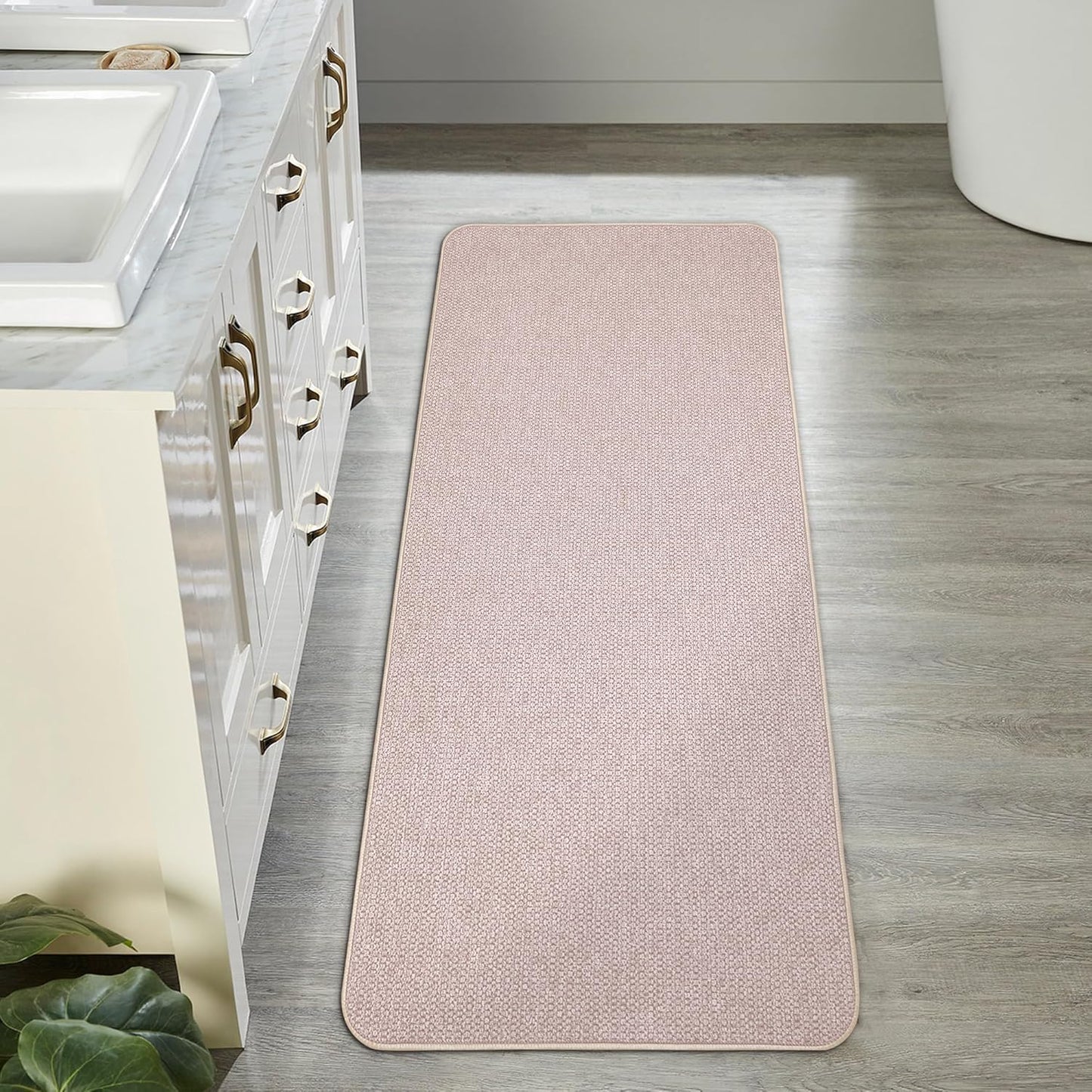 Bath Mat,Ultra Thin Bathroom Runner Rugs,Large Bath Mats for Bathroom,Quick Dry,Non-Slip,Machine Washable,Low Pile,Bath Rug,Shower Outside,Sink,Home Decor Accessories.Beige,1'5"x4'11"（17x59inch）
