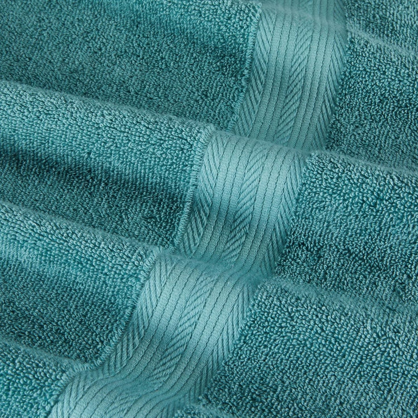 Amazon Basics Fade-Resistant 100% Cotton Bath Towel, 2 Pack, 30"x54", Teal Green